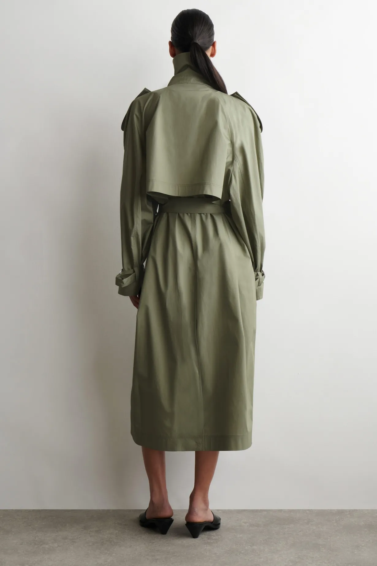 TRENCHCOAT AUS BAUMWOLLE MIT STEHKRAGEN