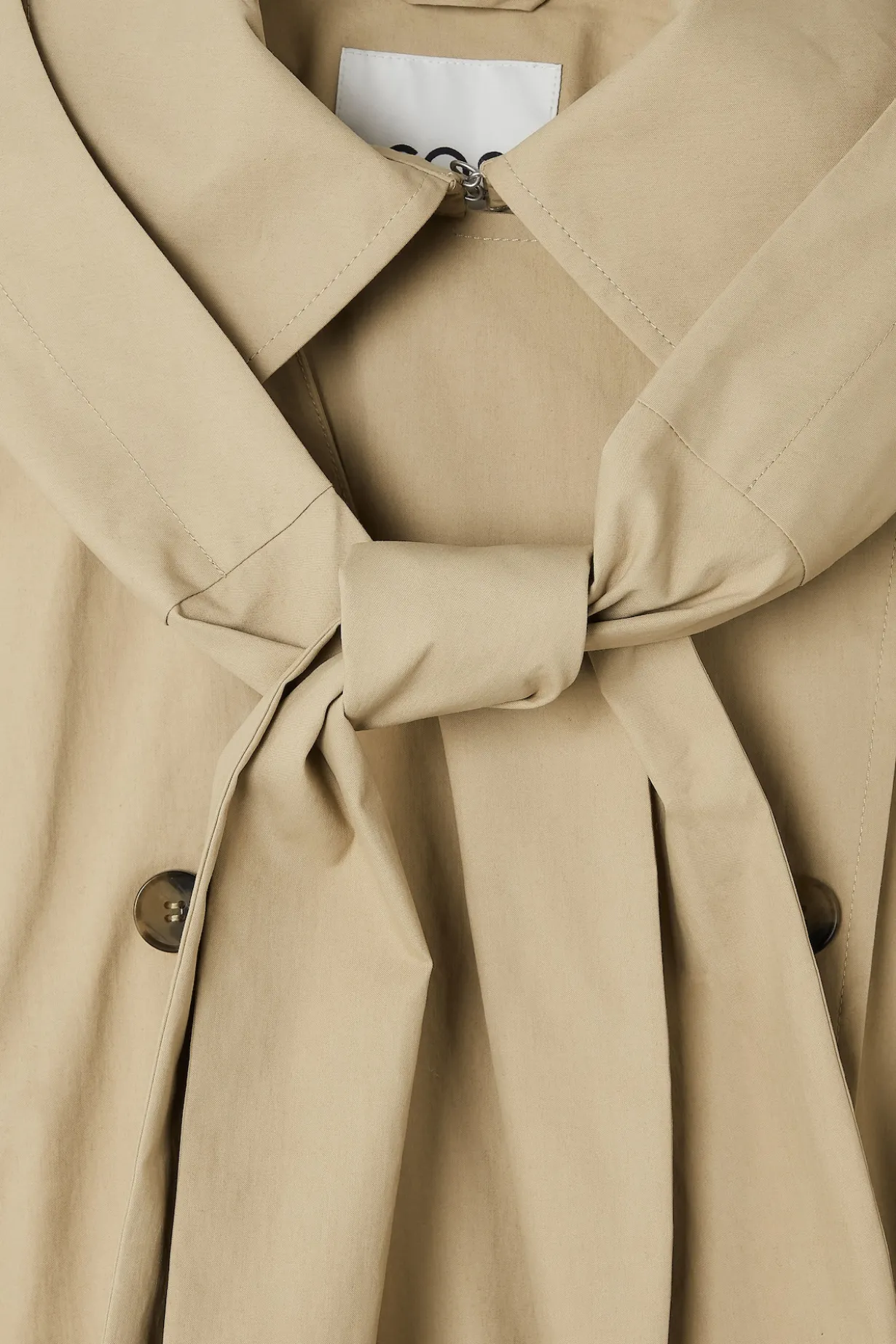 TRENCHCOAT MIT KAPUZE