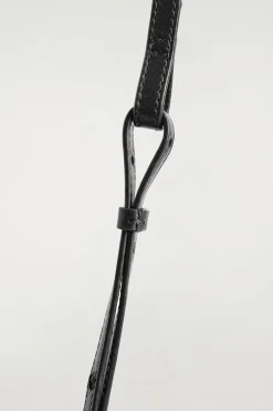 TROVE UMHÄNGETASCHE - LEDER