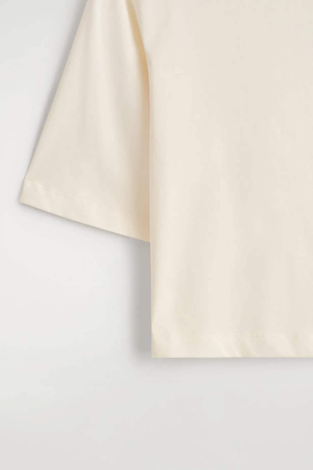 T-SHIRT AUS BAUMWOLLE