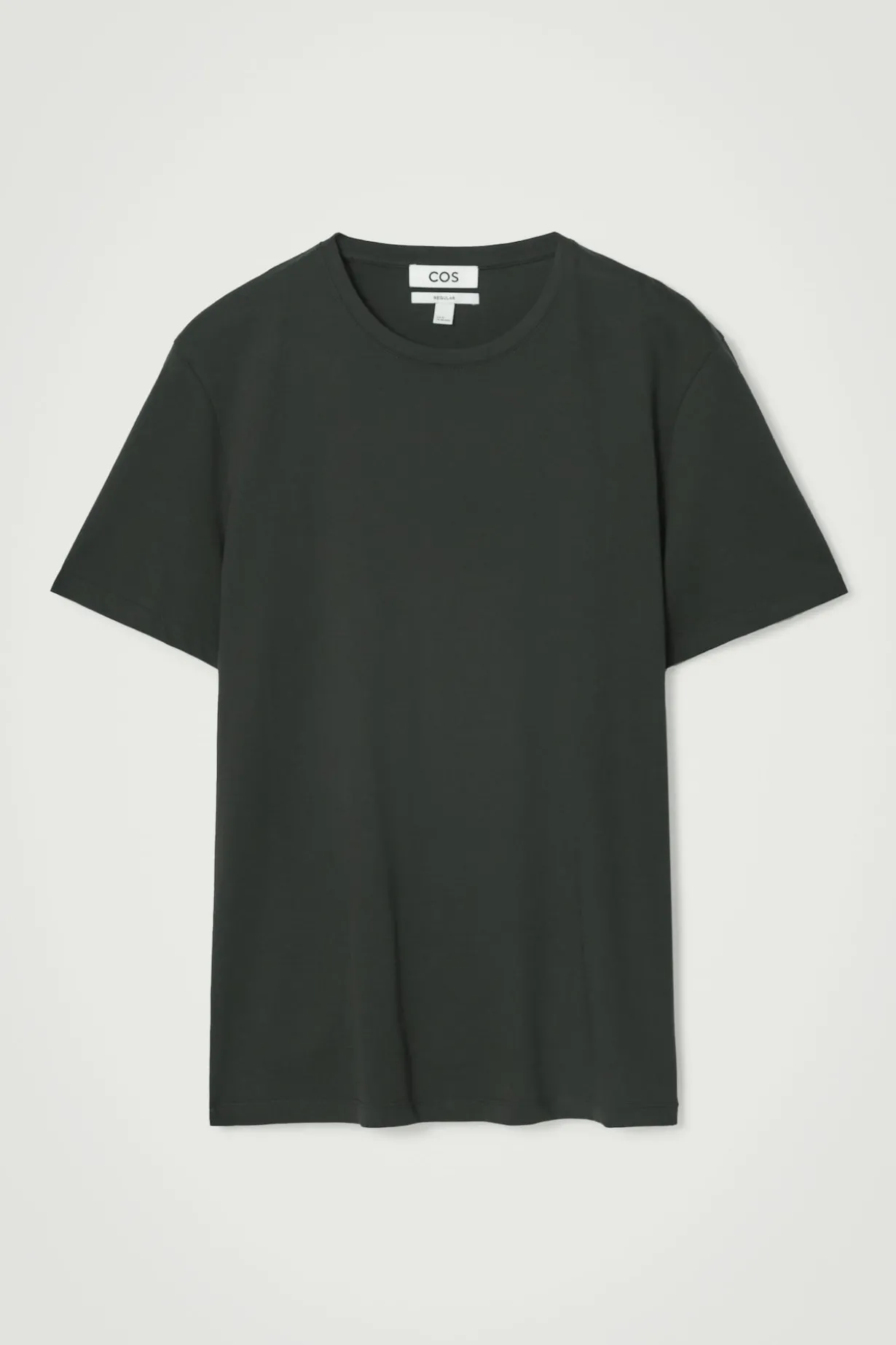 T-SHIRT AUS BAUMWOLLE MIT NORMALER PASSFORM