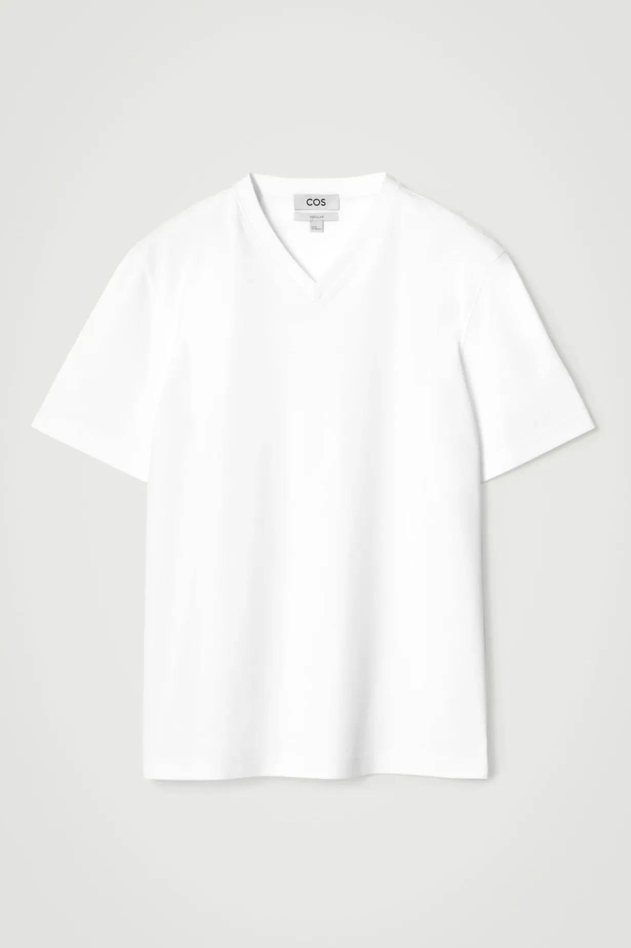 T-SHIRT AUS BAUMWOLLE MIT V-AUSSCHNITT