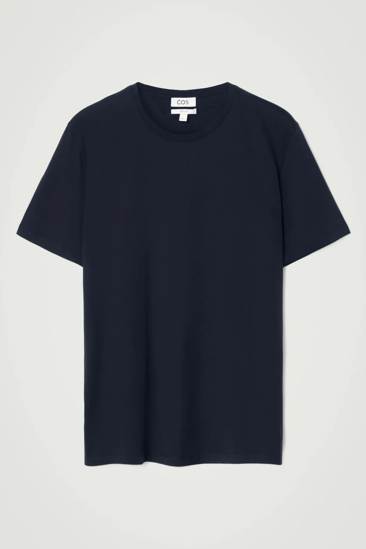 T-SHIRT AUS BAUMWOLLE MIT NORMALER PASSFORM