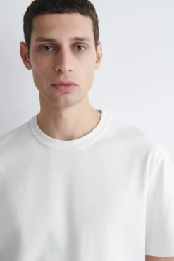 T-SHIRT AUS BAUMWOLLE MIT RUNDHALSAUSSCHNITT