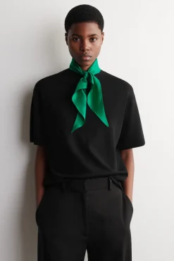 T-SHIRT AUS MERINOWOLLE MIT SCHALDETAIL
