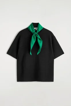 T-SHIRT AUS MERINOWOLLE MIT SCHALDETAIL