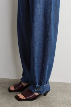 TULPENHOSE AUS DENIM