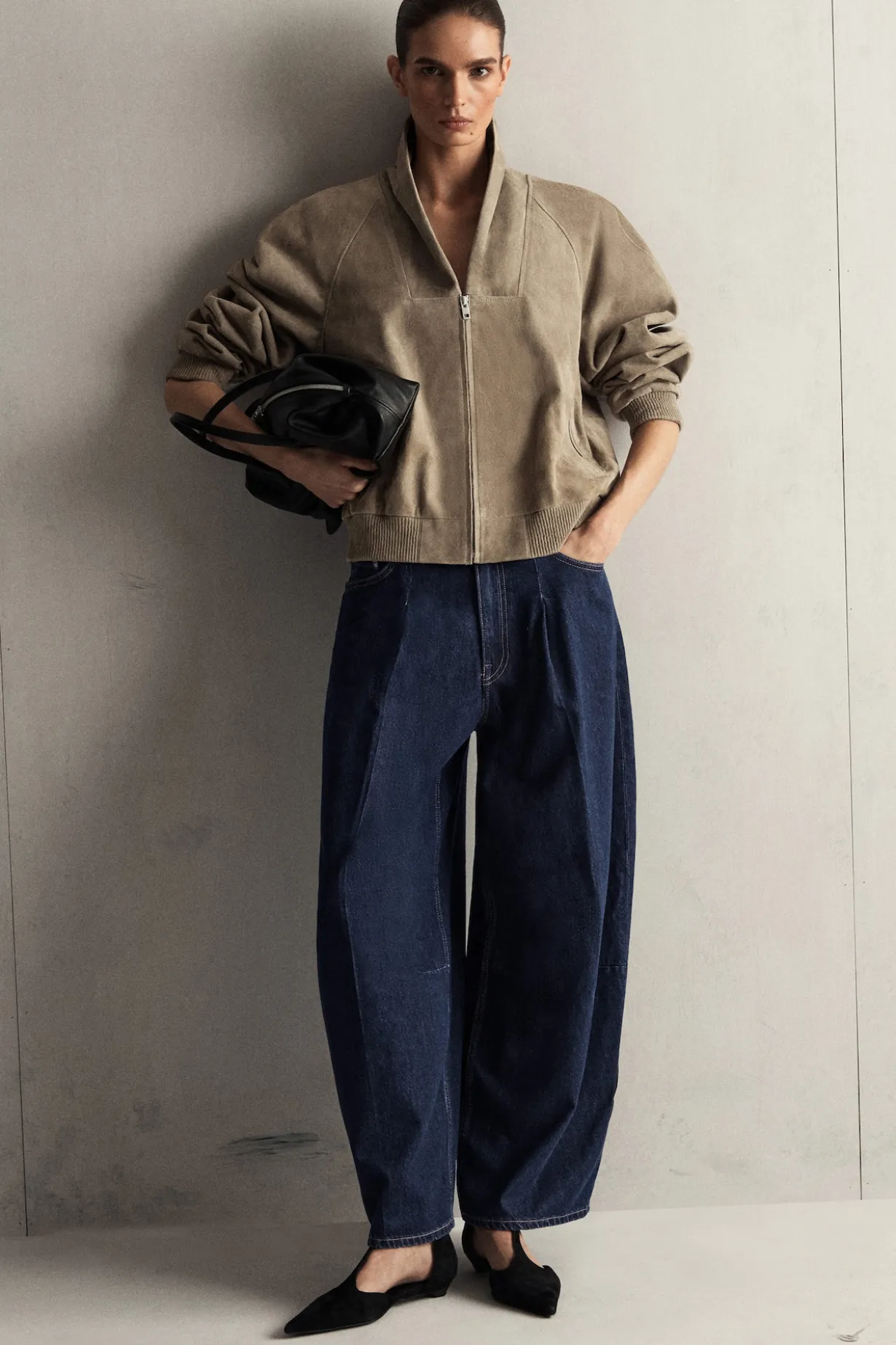 TWINE JEANS MIT BARREL-BEIN