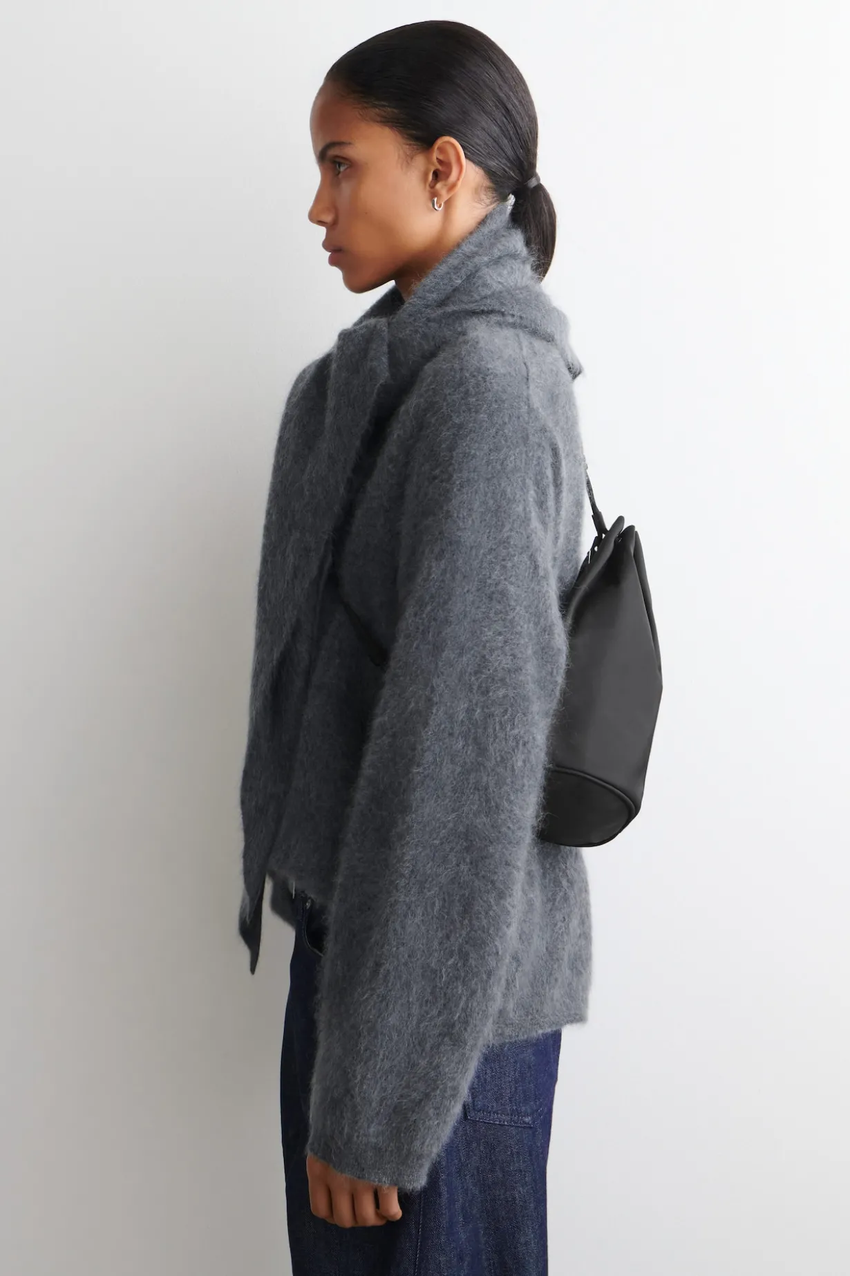 UMHÄNGETASCHE MIT KORDZUG - NYLON