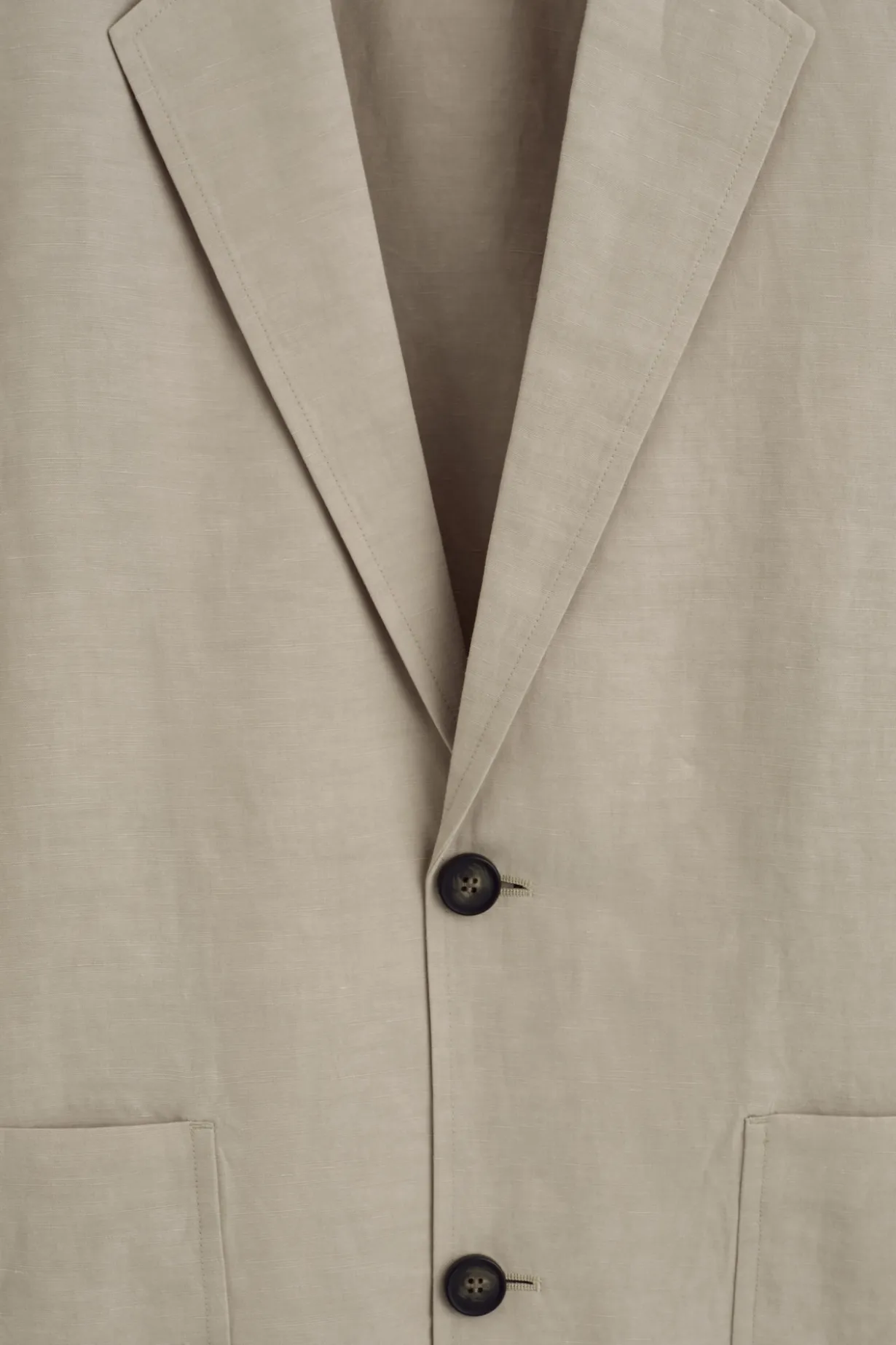 UNSTRUKTURIERTER BLAZER AUS LEINENMIX