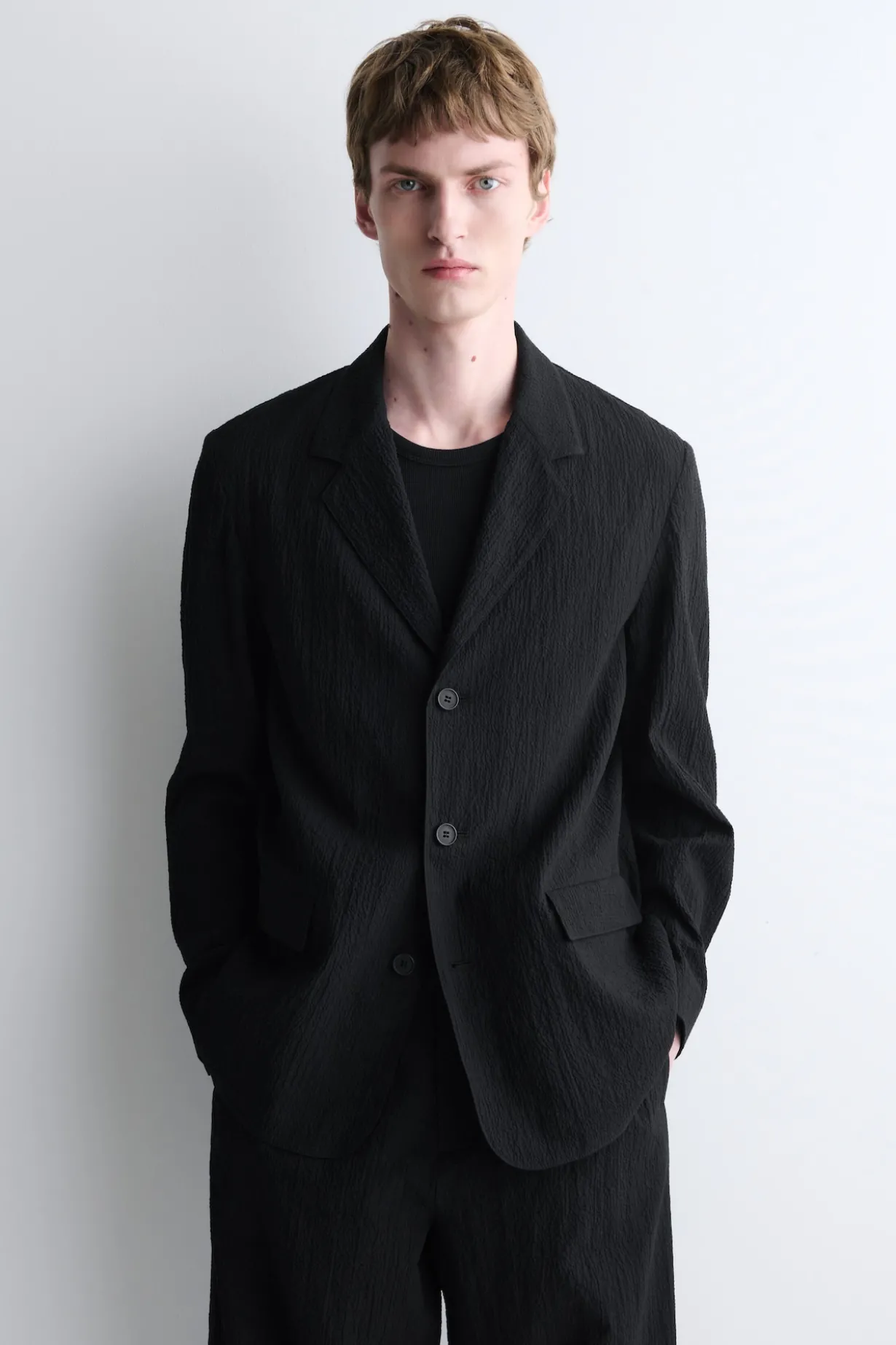 UNSTRUKTURIERTER BLAZER AUS SEERSUCKER