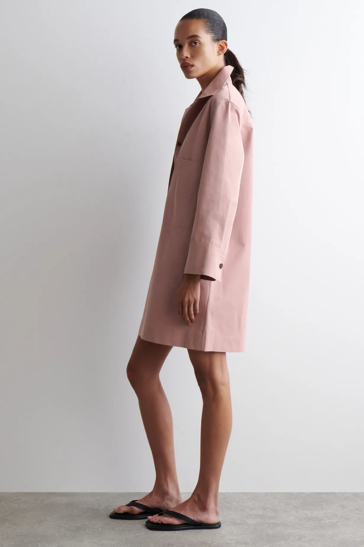 UTILITY-HEMDKLEID IN MINILÄNGE