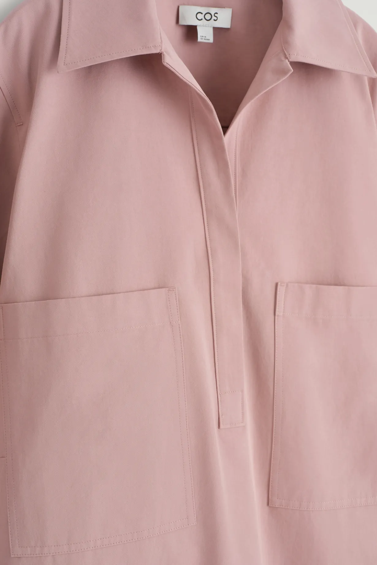 UTILITY-HEMDKLEID IN MINILÄNGE