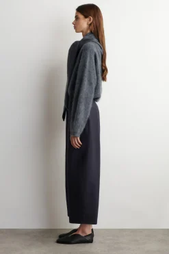 VERKÜRZTE BAUMWOLLHOSE MIT BARREL-BEIN