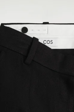 VERKÜRZTE ELEGANTE HOSE