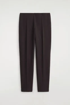 VERKÜRZTE HOSE MIT SCHMALEM BEIN