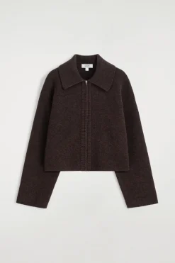 VERKÜRZTE STRICKJACKE AUS MERINOWOLLE