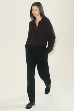 VERKÜRZTE STRICKJACKE AUS MERINOWOLLE