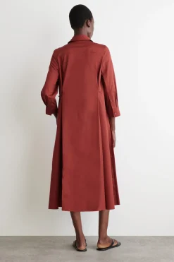 VOLUMINÖSES HEMDKLEID IN MAXILÄNGE