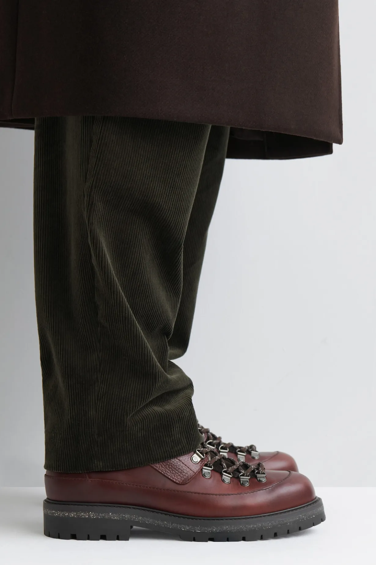 WANDERSTIEFEL AUS LEDER