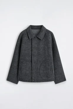 WENDBARE WOLLJACKE MIT KARO- UND FISCHGRÄTMUSTER