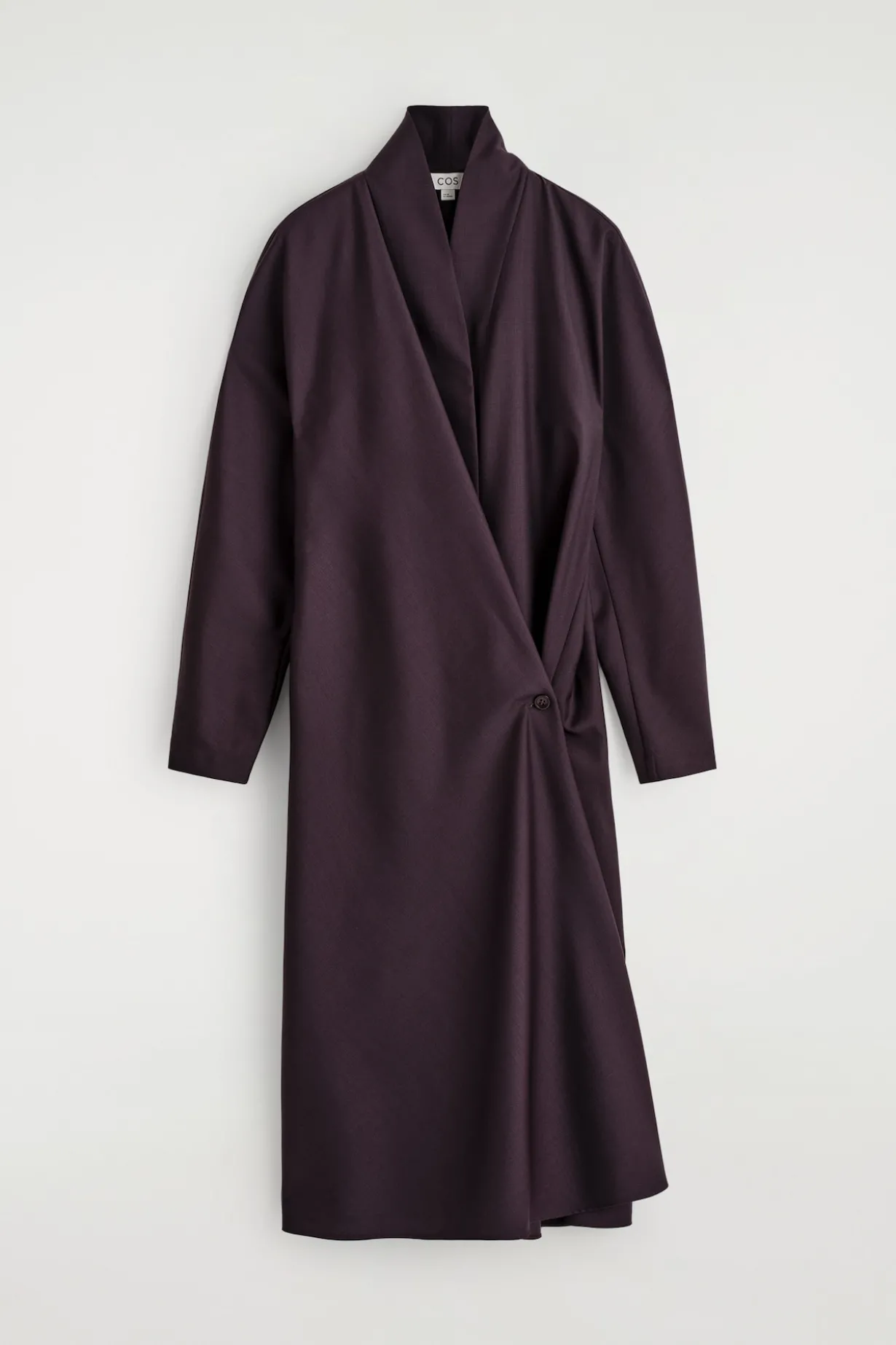 WICKELKLEID AUS WOLLE MIT SCHALKRAGEN