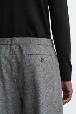 WOLLHOSE MIT BARREL-BEIN