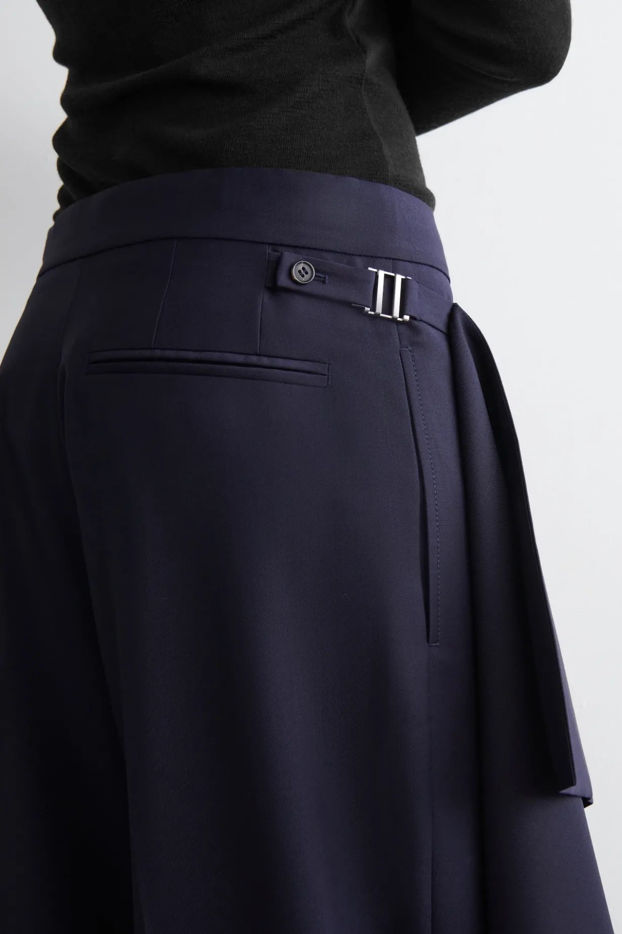 WOLLHOSE MIT ROCK