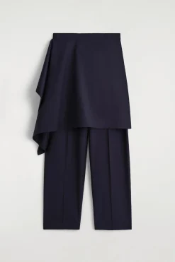 WOLLHOSE MIT ROCK