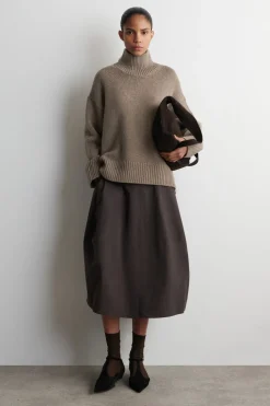 WOLLPULLOVER MIT ROLLKRAGEN