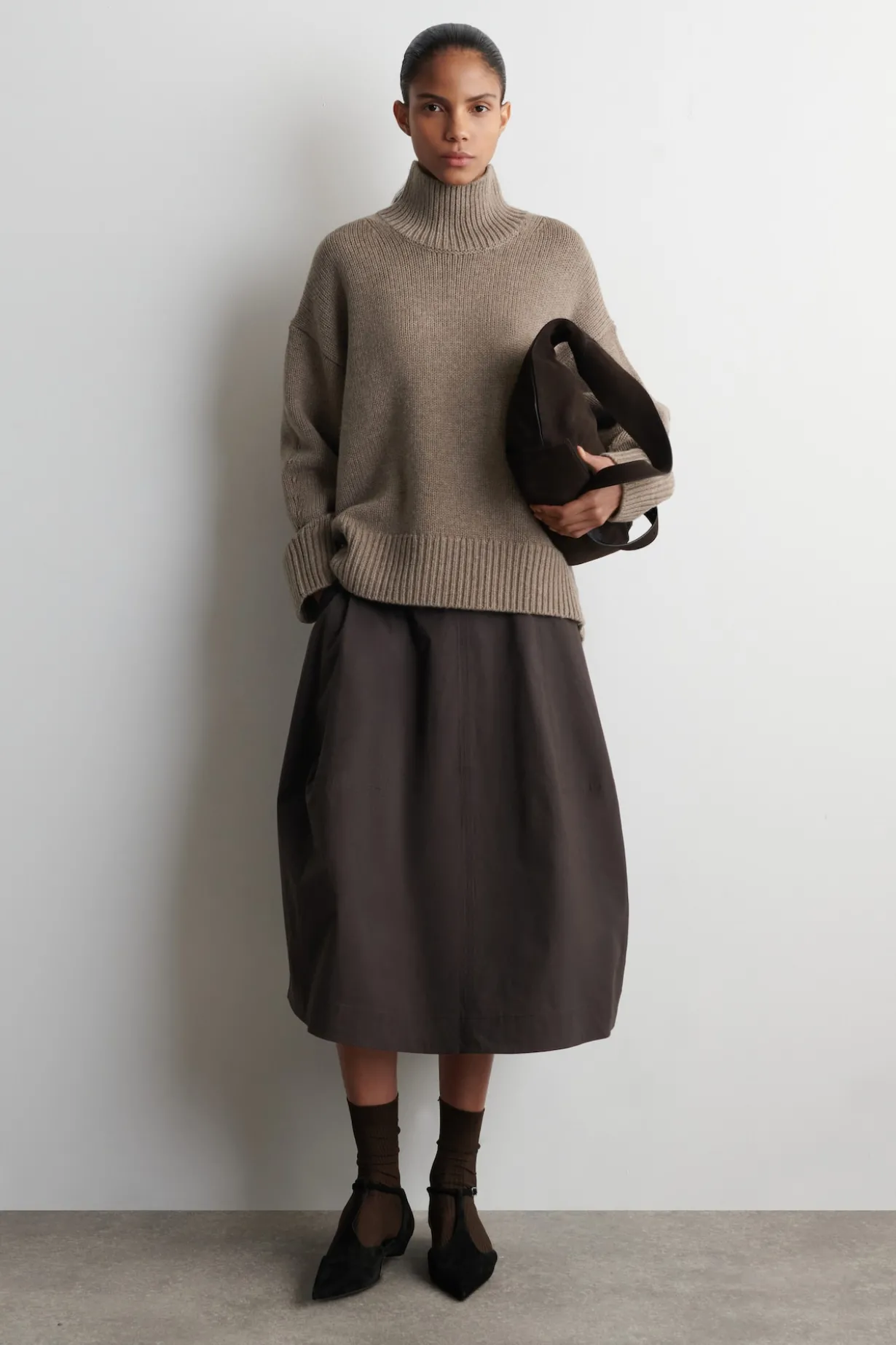 WOLLPULLOVER MIT ROLLKRAGEN