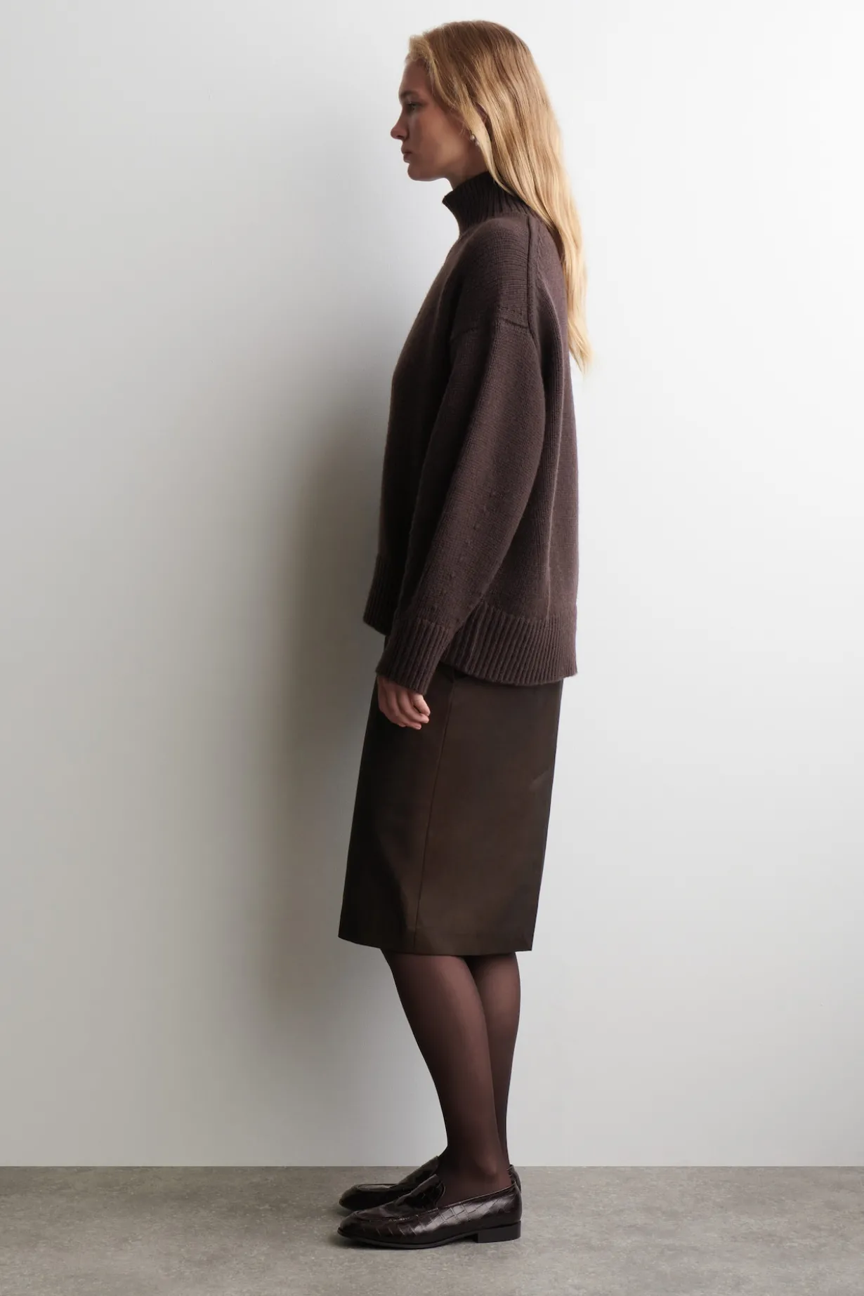WOLLPULLOVER MIT ROLLKRAGEN