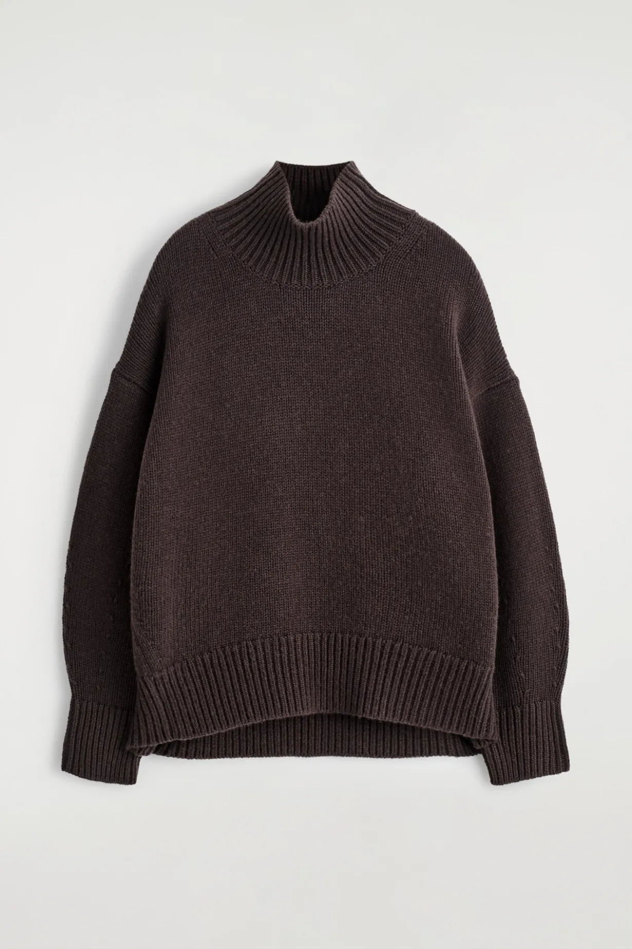 WOLLPULLOVER MIT ROLLKRAGEN