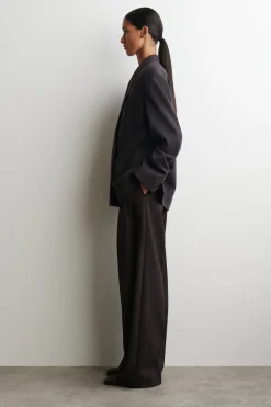 ZWEIREIHIGER BLAZER MIT KAROMUSTER